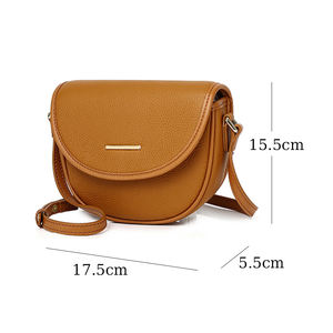 Borsa a tracolla in vera pelle di vacchetta firmata 3195 da donna borsa a tracolla da donna con motivo a vera mucca - Product Image 2