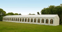 Tente de réception de luxe 15x40m avec toit en pignon, structure en aluminium, idéale pour événements et mariages