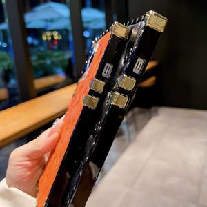 Funda de teléfono de cuero de oso pequeño de lujo para iPhone 16 <span class=keywords><strong>Pro</strong></span> Max 15 Plus 14 13 12 11 XR Samsung S25 Ultra S24 FE A16 A06 - Product Image 5