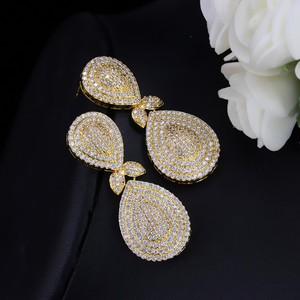 Ensemble de bijoux de mariage de luxe plaqué or 18 carats de Dubaï, <span class=keywords><strong>magnifique</strong></span> collier et boucles d'oreilles en cristal de zircon en forme de feuille, bijoux de mode pour femmes - Product Image 5