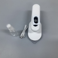 Défroisseur à vapeur à réservoir de recharge rapide, compatibilité double tension, idéal pour les courts trajets et l'élimination des plis à la demande