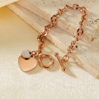 Bracelet en acier au titane avec fermoir coeur OT pour femme, bijoux à chaîne réglable de luxe, cadeau esthétique Instagram pour fête décontractée