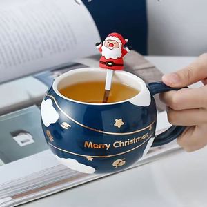 Mug à café en céramique avec motif de boule de Noël, ensemble cadeau de Noël, promotion d'entreprise, fournisseur pour hôtels et restaurants - Product Image 2