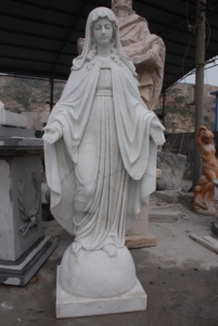 รูปปั้นหินทางศาสนาขายส่ง ขนาดเท่าคนจริง รูปปั้นพระแม่มารีทำจากหินอ่อนธรรมชาติ สำหรับตกแต่งภายนอกโบสถ์ - Product Image 2