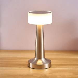 Lámpara de mesa Led inalámbrica recargable con batería portátil de cristal para restaurante al aire libre de lujo de noche táctil moderna de venta directa de fábrica - Product Image 6