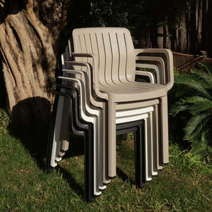 Set di 4 Sedie Lea, Disponibili in 3 Colori, Design Moderno ed Ergonomico, Sedia da Esterno Moderna - Product Image 5