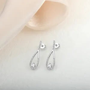 Luxuriöse heiße Verkauf Luxus Silber Display Trend Wasser tropfen Ohrring Halskette Zirkon Hochzeit Schmuck Sets für Frauen