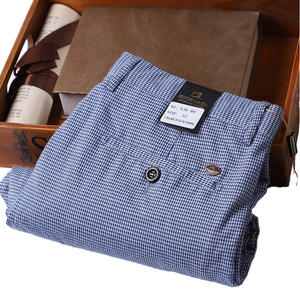 Pantalones casuales de lona transpirable para hombre, de poliéster/algodón, con estampado serigrafiado, bolsillos, corte ajustado y cintura media, venta al por mayor. - Product Image 1