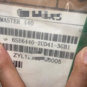 Nuevo con 1 año de garantía MICROMASTER 440 6SE6440 Variador de Frecuencia sin Filtro VFD 6SE6440-2UD41-3GB1 - Product Image 2