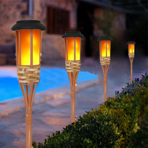Zwei Teile K/D 12LED <span class=keywords><strong>Solar</strong></span> betriebene flackernde flammen lose Bambus LED Tiki Spike Torch Garden <span class=keywords><strong>Stake</strong></span> Lights