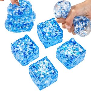 Cubo de Agua Transparente TPR Maltosa, Juguete Sensorial Antiestrés, Bola de Nieve Elástica para Aliviar el Estrés - Product Image 3