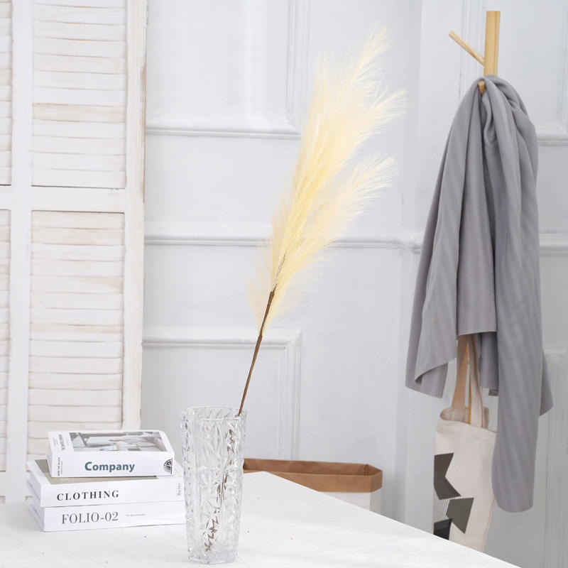 สีเหลือง