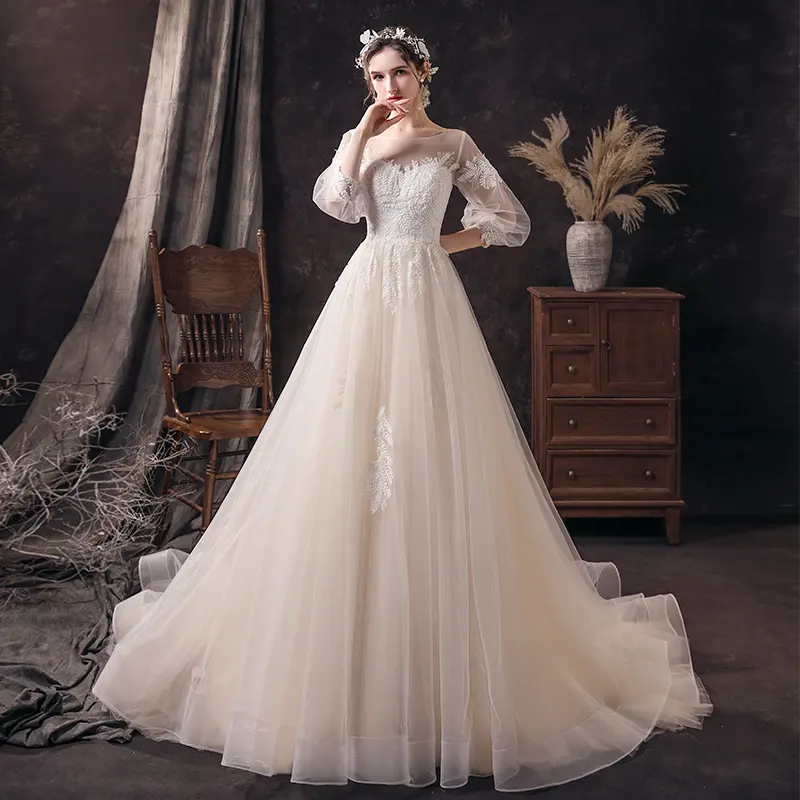 Sale low price beaded lace fabric wedding dress long trailing satin wedding dress bridal gowns wedding dress cap sleeve trail