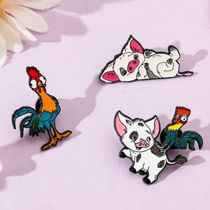 Venta al por mayor Moana lujo Anime dibujos animados solapa Pin insignias lindo Animal pollo vaca Metal aleación broche esmalte pines regalo para amigos - Product Image 5