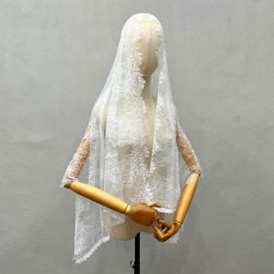 Voile de mariée blanc en dentelle vintage, élégant voile mantilla pour l'église, voiles noirs pour femmes musulmanes, voiles de mariage - Product Image 1