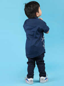 Conjunto de Camisa y Pantalón de Algodón Azul Marino para Niños con Camiseta con Estampado de Osito de Peluche, Atuendo Casual Elegante para Niños con Estilo Deportivo - Product Image 2