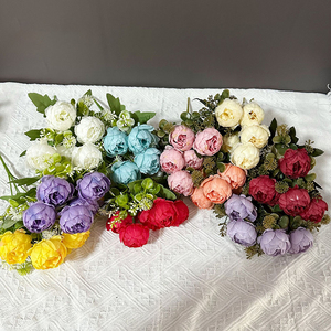 Fleurs Artificielles de Pivoines en Soie Très Demandées pour Décoration Intérieure, Bouquets de 5 Têtes - Product Image 2