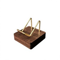 Support de présentation personnalisé en noyer noir massif pour objets de collection en cristal, support de bureau sur mesure en bois pour ornements