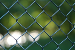 גדר רשת מרותכת מפלדה גל, מצופה כבד, שרשרת חוליות, שערים לפרטיות, קניה, רגל, פוסט, אינץ' - Product Image 4