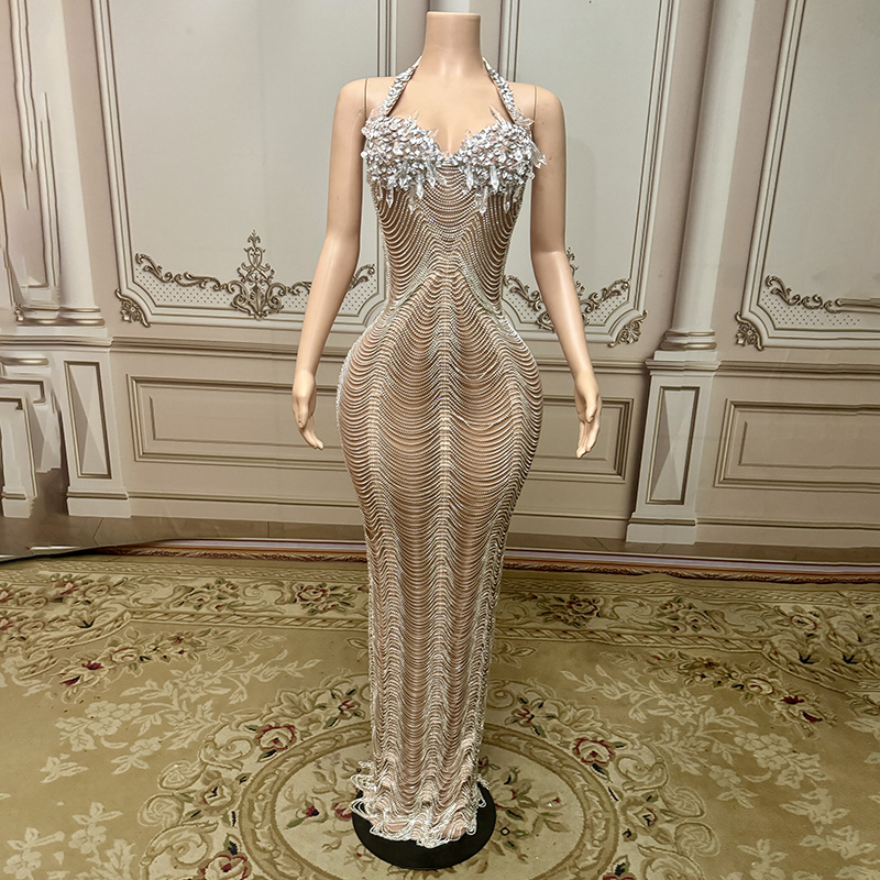 minimal cocktail dress Conversational Halter – Flea Boutiques some photos have been Meshki - Nelly Halter winter 2023 Color:Blu/Wht Tropical