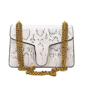 Venta al por Mayor Directa de Fábrica, Elegantes Bolsos de Hombro para Mujer, Bolso Bandolera con Cadena, Bolso Pequeño de Moda Simple para Mujer - Product Image 5