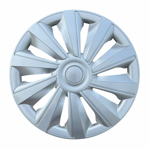 <span class=keywords><strong>Copricerchi</strong></span> e Tappi per Pneumatici Universali in Plastica ABS Cromata <span class=keywords><strong>da</strong></span> 13, 14, <span class=keywords><strong>15</strong></span>, 16 Pollici con Installazione a Scatto Marca RF - Product Image 5