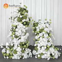 Arche florale de luxe blanche et verte, fleurs artificielles, rose, hortensia, calla, arrangement pour la décoration de cérémonie de mariage