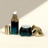 Ensemble de soins cosmétiques et capillaires de luxe 30g 50g 40ml/100ml/120ml, emballage en flacon de verre bleu avec pompe, lotion pour le corps et pot