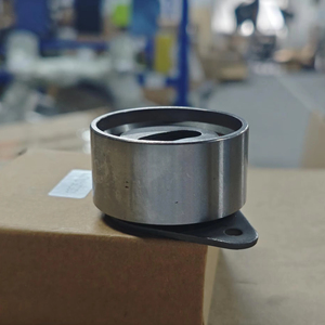 Vente chaude Auto Part 13505-74011 1350574011 Rouleau de <span class=keywords><strong>tension</strong></span> pour Toyota AVENSIS CAMRY RAV 4 Moteur 3S-FE 5S-FE - Product Image 3