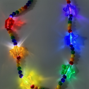 Collana LED con Perline Arcobaleno all'Ingrosso - Realizzata in Materiale ABS Luminoso e Sicuro, Ideale per Feste e Occasioni Speciali - Product Image 4