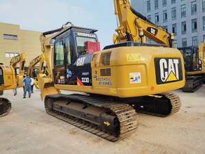 Excavatrice sur chenilles hydraulique Caterpillar 323DL d'occasion, modèle 2016, poids en ordre de marche de 23 tonnes, capacité de la benne de 1,2 m³, moteur de 118 kW. - Product Image 2