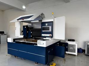 Machine de découpe et de fendage de <span class=keywords><strong>verre</strong></span> à commande numérique par ordinateur (CNC) à laser picoseconde infrarouge ultra-rapide automatique <span class=keywords><strong>du</strong></span> fabricant - Product Image 2