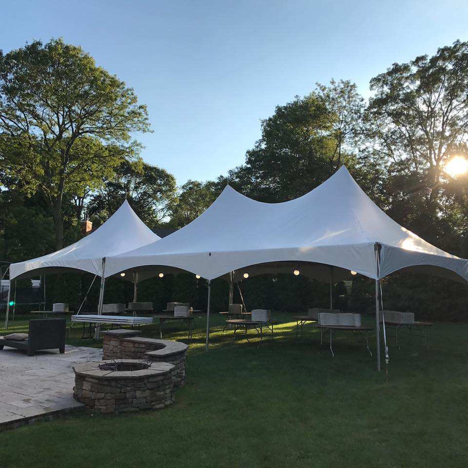 Les Tentes De Cadre Extérieur High Peak Lightweight Minilite: Une Sélection De Produits