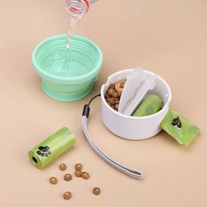 Vente en gros : Accessoires d'extérieur 3-en-1 pour chiens et chiots – Sac ramasse-crottes, Gourde et Gamelle pliable avec étui de transport - Product Image 2
