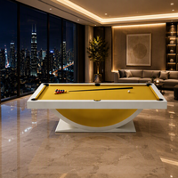 Ensemble de table de ping-pong et de billard contemporain avec rails en bois massif et poches en cuir, personnalisable, à vendre