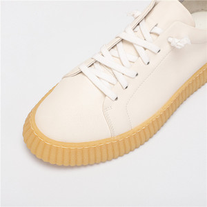Vente en gros de baskets décontractées sportives à semelles en caoutchouc antidérapantes, basses, en cuir de vache blanc et noir pour hommes - Product Image 5