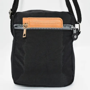 Sac messager rétro en nylon imperméable, sac à main de grande capacité, sac à bandoulière tendance et polyvalent - Product Image 4