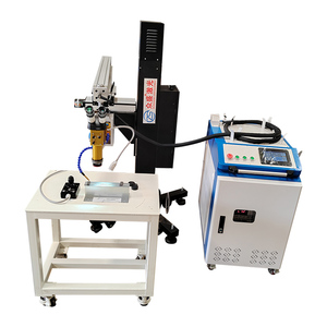 Machine de soudage laser à fibre automatique pour la réparation de moules YAG en acier inoxydable et la soudure de lettres en relief - Product Image 1