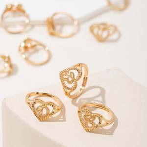 Кольцо из меди с 26 буквами - Product Image 1