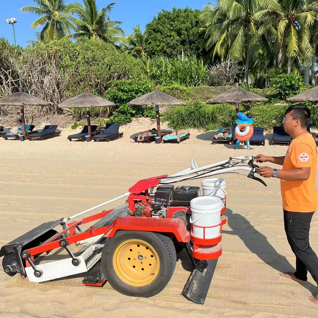 High Efficiency Gasoline Powered Handheld Beach Cleaner Walk Behind Sand Cleaning Machine for Tourist Areas