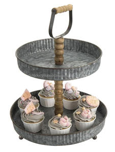 Support de service à deux niveaux en fer galvanisé serveur de gâteau avec poignée en bois facile à manipuler pour la décoration de la maison et le dessus de table - Product Image 6