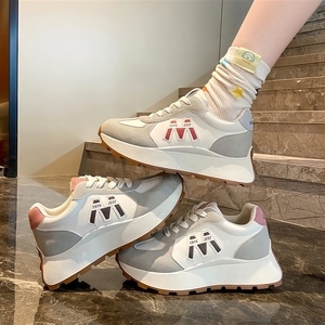 Chaussures décontractées blanches pour femmes 2025, petites tailles, baskets de sport et de loisirs, surface en maille respirante - Product Image 1
