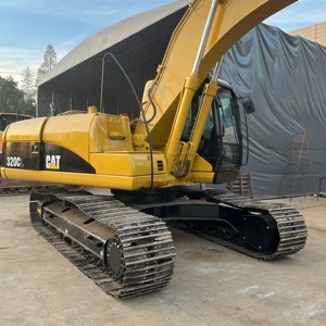 รถขุดตีนตะขาบ Caterpillar 320CL สำหรับงานขุดดิน ขุดร่อง และก่อสร้างถนน พร้อมเครื่องยนต์ทรงพลังและระบบช่วงล่างที่ทนทาน - Product Image 3