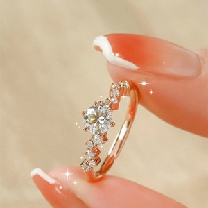 Bague Éternité Classique Star Wish Entièrement Sertie de Zircons, Plaqué Or 18K, Luxe Léger, Exquise et Polyvalente, Bague d'Index Super Éclatante - Product Image 3