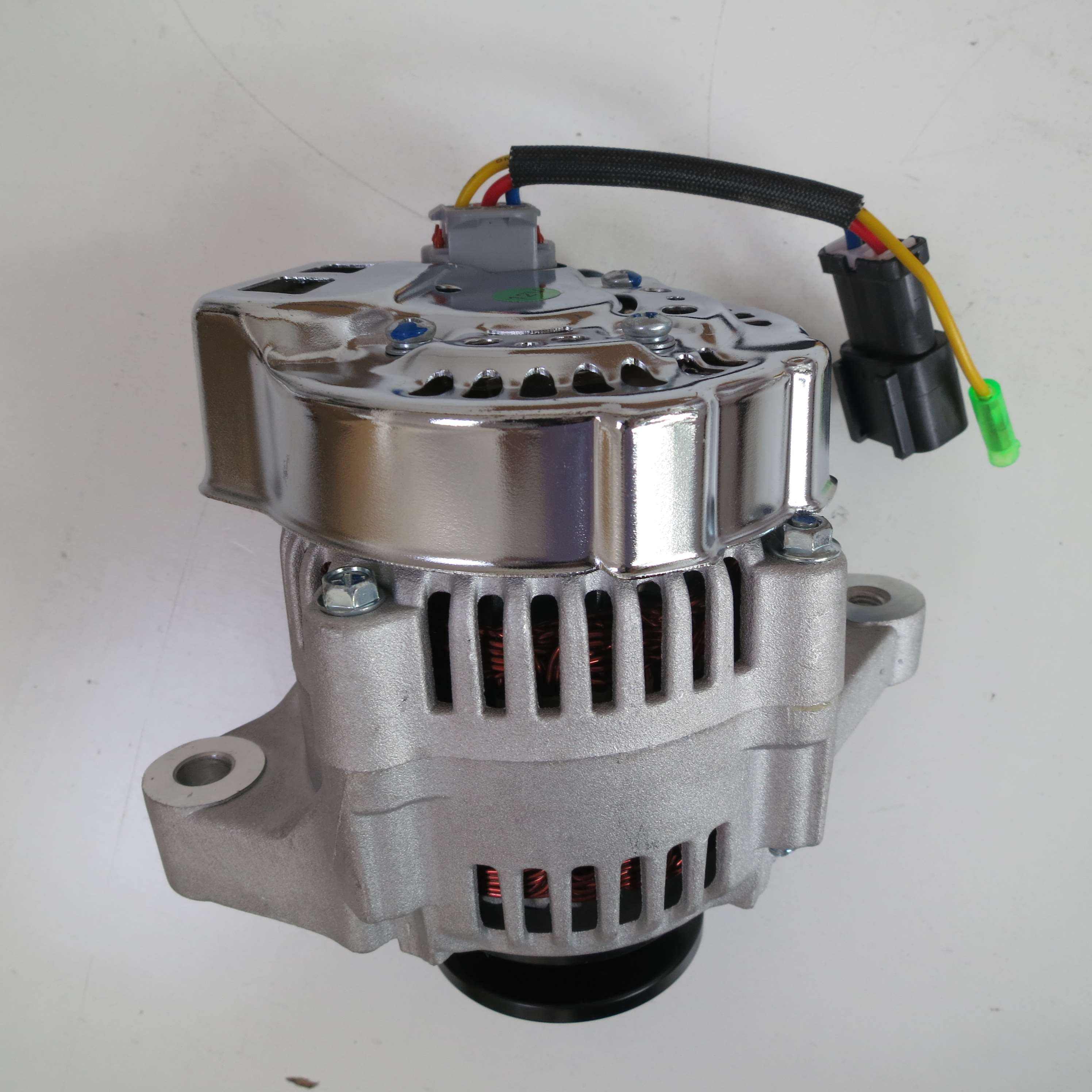 High Performance QSB3.3 Alternator 4983658 for Trucks
