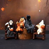 Décoration de voiture en résine faite à la main, motif sorcière et fantôme d'Halloween sur chaise à bascule, mignonne, fabriquée en Chine