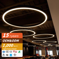 Luminaire suspendu circulaire moderne à anneaux LED RONSE pour hôtel, restaurant, bâtiment commercial