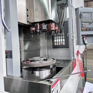 Độ chính xác cao <span class=keywords><strong>CNC</strong></span> máy tiện đứng vtc500 vtc700 vtc900 với thủy lực Chuck điện tháp pháo trung tâm quay dọc - Product Image 4