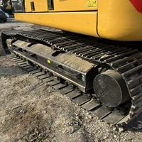 Excavatrices Caterpillar d'occasion d'origine à bas prix, excavatrices sur chenilles Caterpillar 323GC d'occasion de 22,5 tonnes à vendre