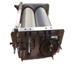 Chenduan <b>CD</b>-BC-05 New Beeswax Foundation Roller Machine 86x350mm 80kg Capacity for Beekeeping Equipment with 2-Year Warranty - Product Image 2